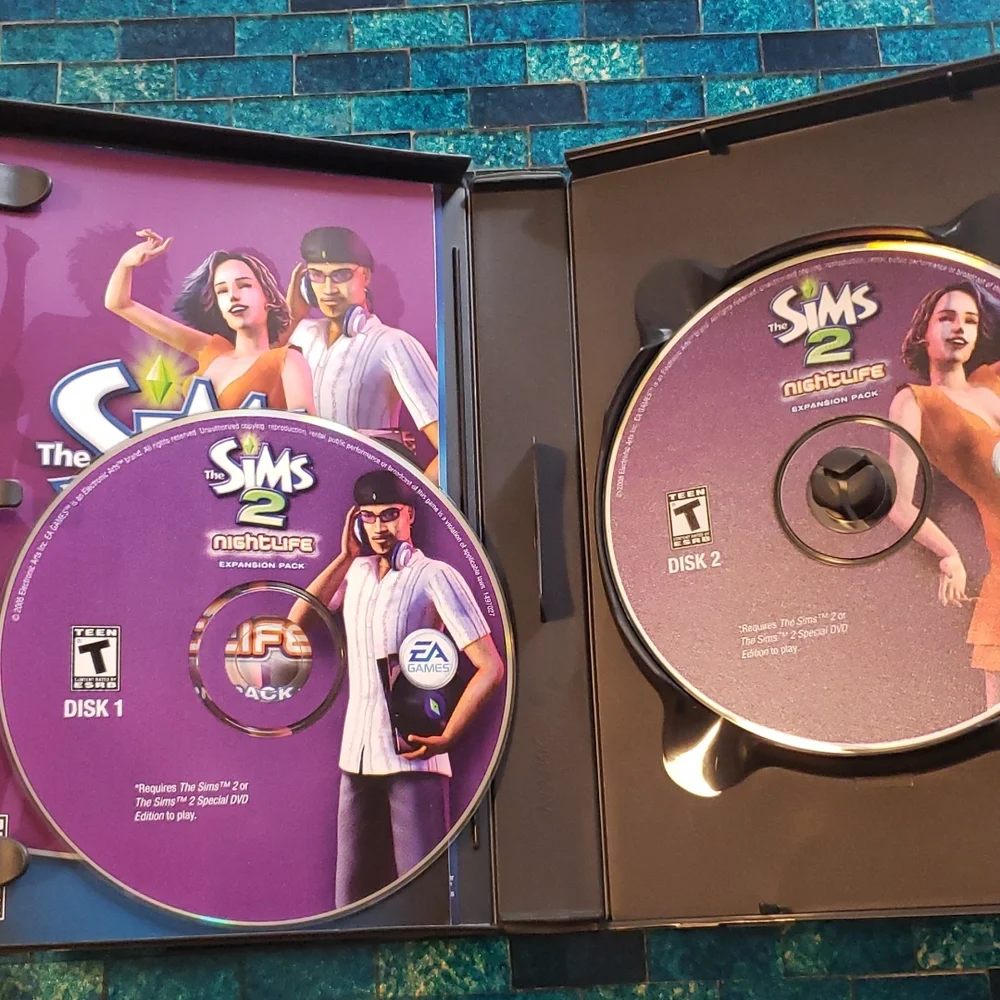 SIMS 2 (PC) - Base Game Plus 2 Expansions (Celebration Stuff & Nightlife)